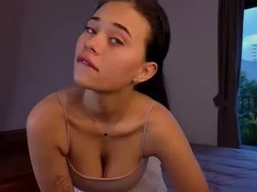 Freechat adelia_ntmu on Chaturbate