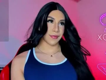 Freechat alonehazel on Chaturbate