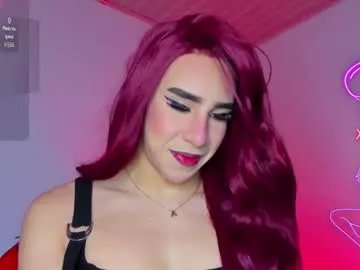 Freechat alonehazel on Chaturbate