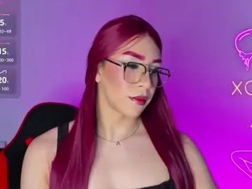 Freechat alonehazel on Chaturbate