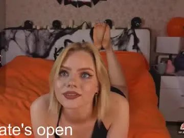 Freechat anika_heir on Chaturbate