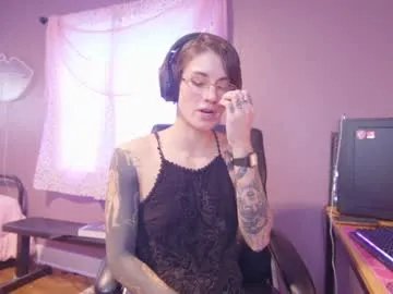 Private aynmarie on Chaturbate