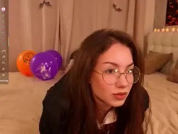 Away bellarasole on Chaturbate