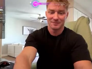 Freechat bigmcr1 on Chaturbate