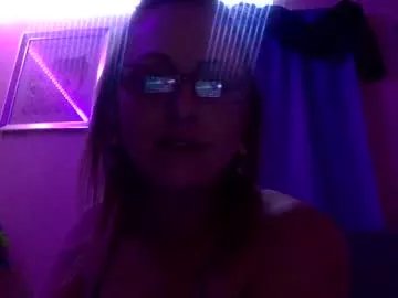 Freechat bossmomma on Chaturbate