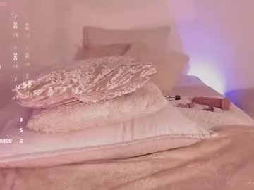 Freechat camile_histon on Chaturbate