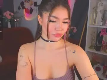 Freechat caroline_brown0 on Chaturbate