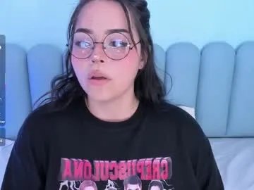 Freechat curvy_rousi on Chaturbate