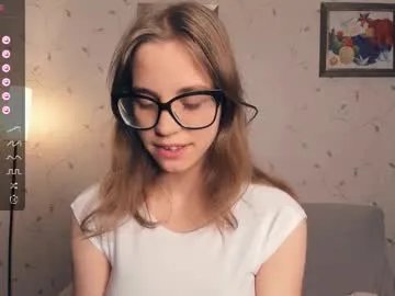 Freechat cutefluffy on Chaturbate