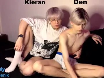 Freechat den_phoenix_ on Chaturbate