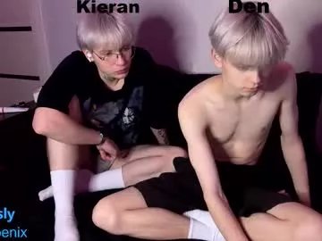 Freechat den_phoenix_ on Chaturbate