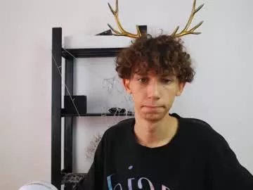 Freechat denobluora on Chaturbate