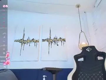 Freechat diamond_black19 on Chaturbate