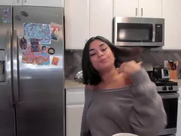 Freechat doubedeesarai on Chaturbate