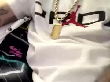 Away ecko201287 on Chaturbate