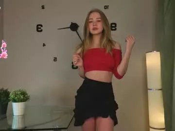 Away elina_wilgauch on Chaturbate