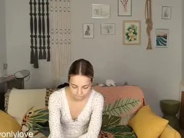 Freechat elly_ary on Chaturbate