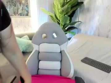 Freechat emelyross_ on Chaturbate