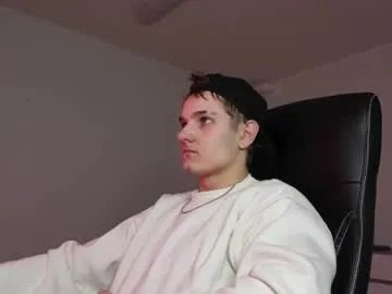 Freechat eric_poston on Chaturbate