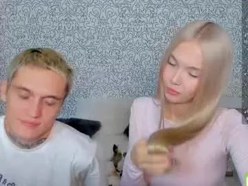 Freechat eshcka on Chaturbate