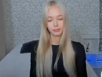 Freechat eshcka on Chaturbate