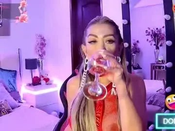 Freechat evelynagrey on Chaturbate