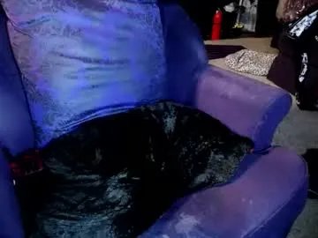 Freechat farrahfindom on Chaturbate