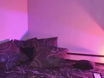 Freechat flexyfoxy on Chaturbate