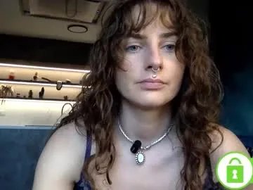 Freechat goddessmiamuse on Chaturbate