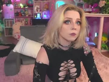 Freechat goldengoddessxxx on Chaturbate