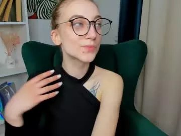 Freechat graseflower on Chaturbate