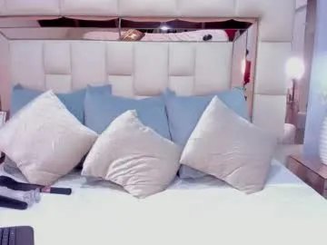 Freechat hazel_lanee on Chaturbate