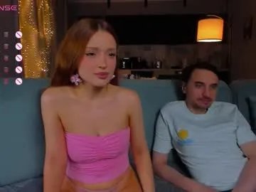 Freechat honeymoon1100 on Chaturbate