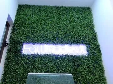 Freechat hotfallingdevil on Chaturbate