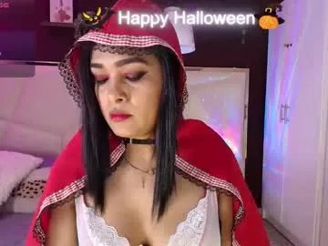 Freechat inndrahot on Chaturbate