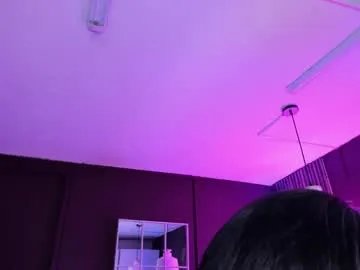 Freechat inndrahot on Chaturbate