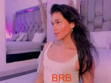 Freechat isa_little_star on Chaturbate