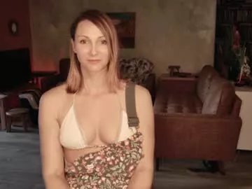 Freechat kaileeshy on Chaturbate