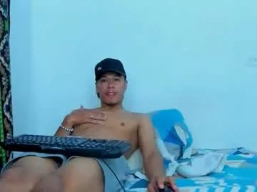 Freechat karoll_y_erik on Chaturbate