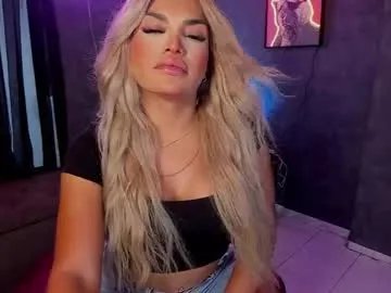 kittyhotts on Chaturbate 