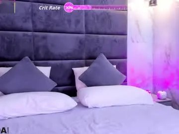 Freechat lexi_split on Chaturbate