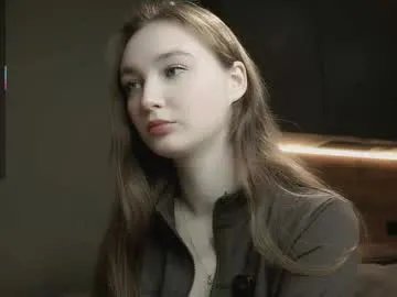 Freechat linalure on Chaturbate