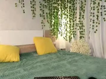 Freechat lindablyee on Chaturbate