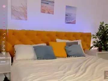 Freechat lisafoxy_ on Chaturbate