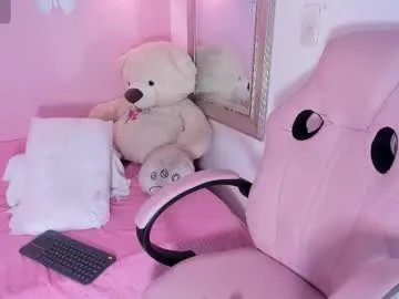 littlearii on Chaturbate 