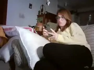 lolahueso on Chaturbate 