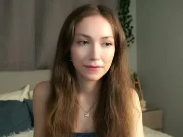 Freechat loriamarzinske on Chaturbate