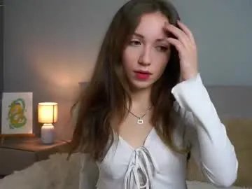 Freechat loriamarzinske on Chaturbate