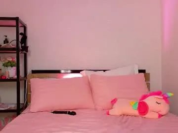 Freechat lovely_poppy on Chaturbate