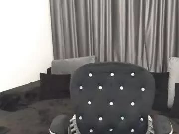 Freechat lovelyblondyxxx on Chaturbate